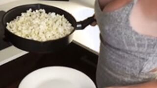 Jenny Jinx Kitchen 2